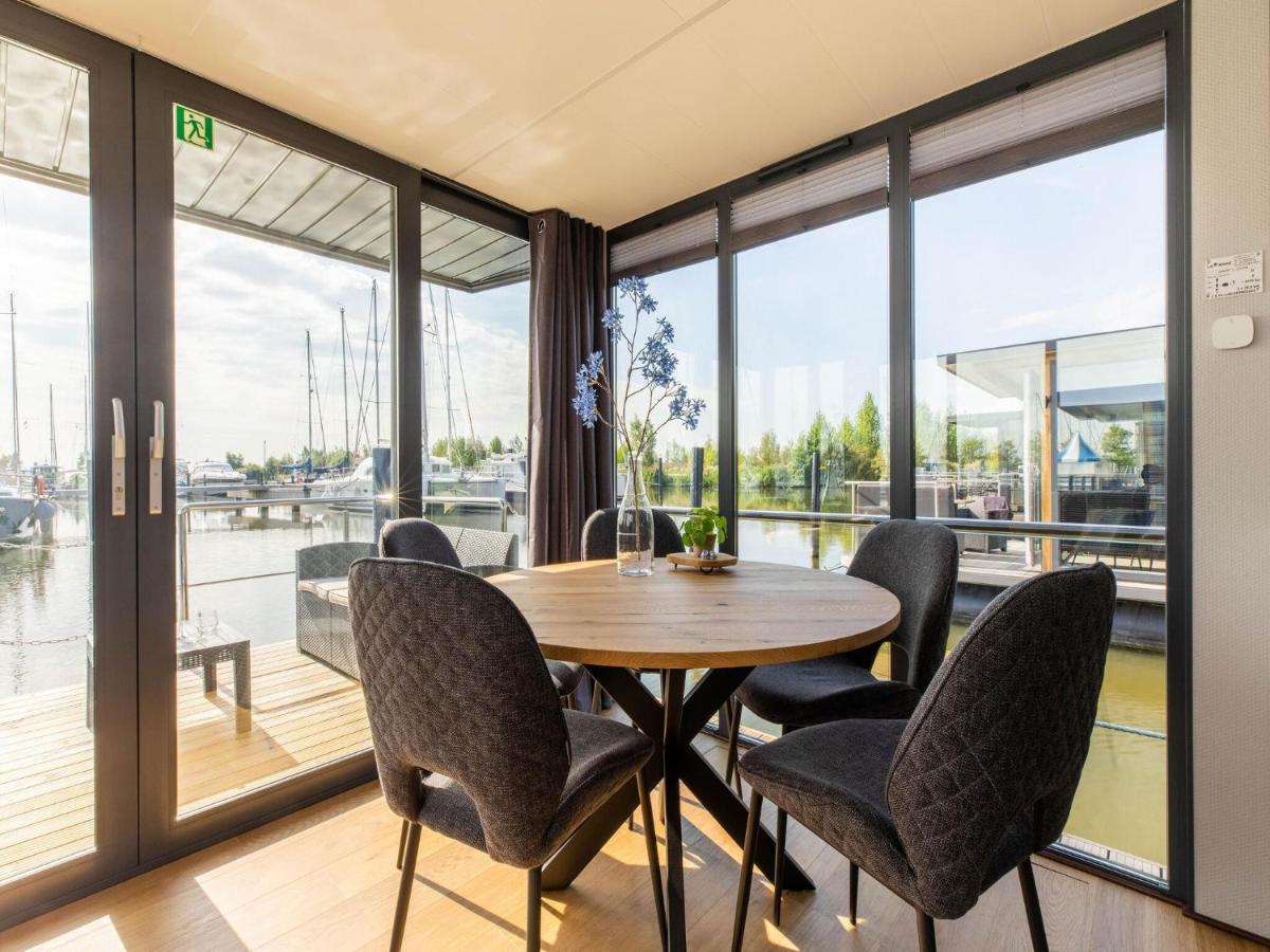 Comfortable Houseboat In Volendam Marina Zewnętrze zdjęcie