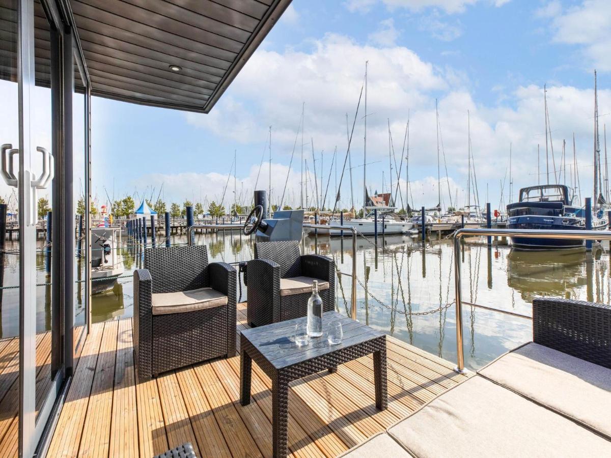 Comfortable Houseboat In Volendam Marina Zewnętrze zdjęcie